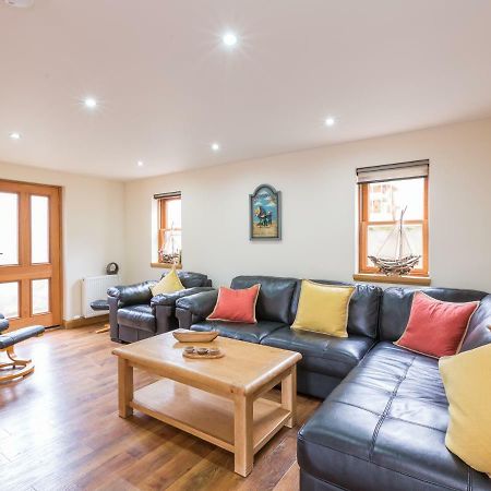Cullen 117 Seatown With Sea Views Villa Exterior photo